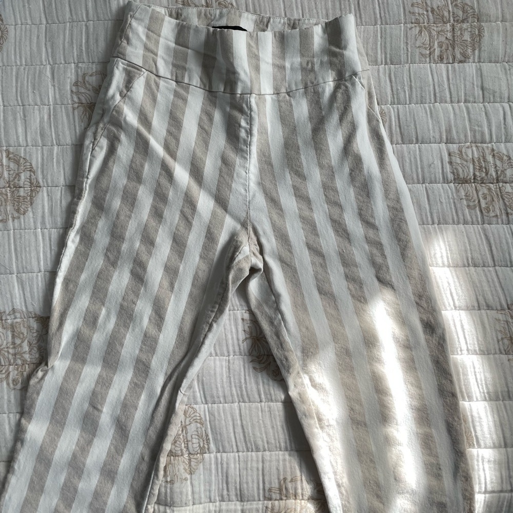 NY&Co striped pants - Picture 4 of 5